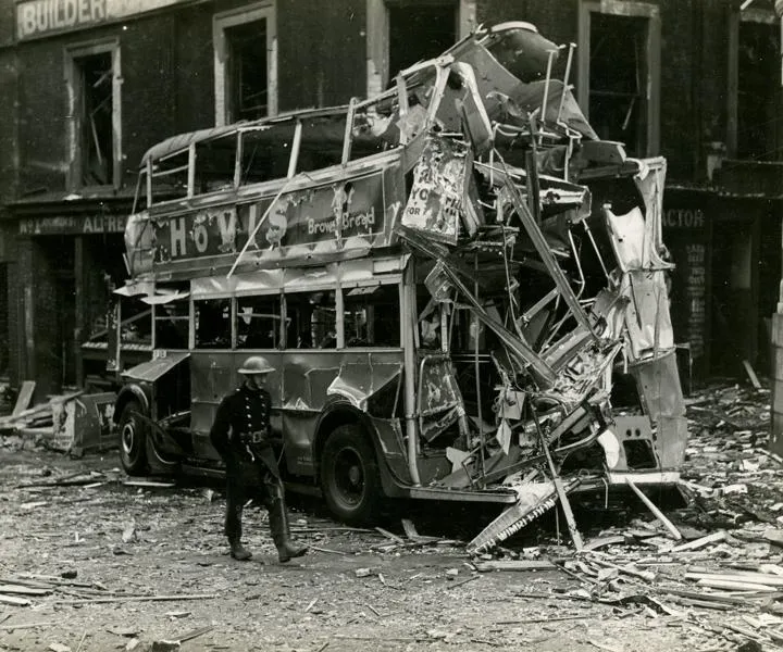 arthur-street-bomb-damage-1940