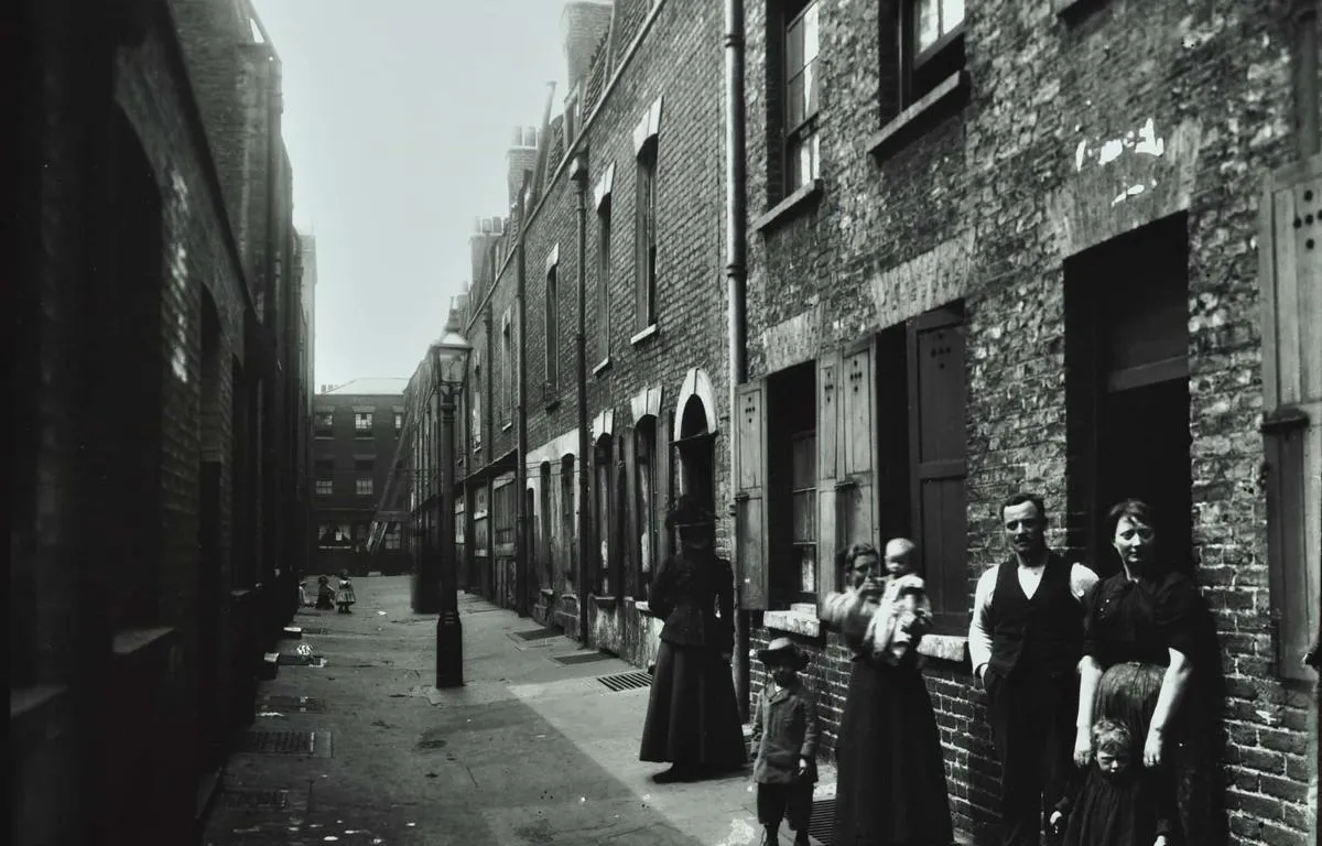 falcon-court-family-51528