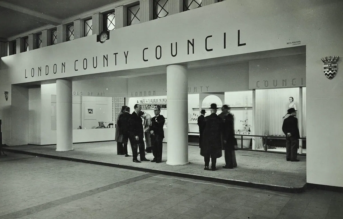 london-county-council-sign