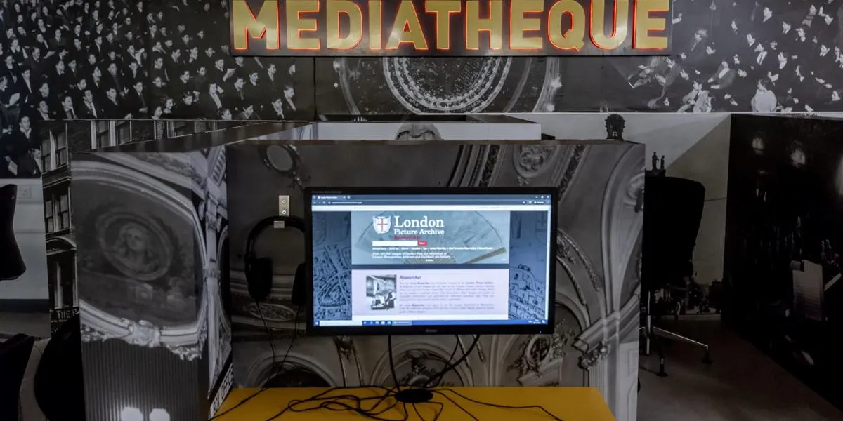 meditheque-computer-at-the-london-archives