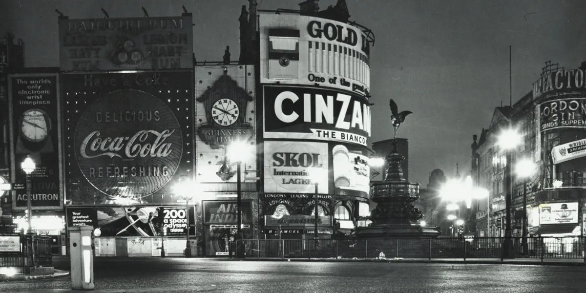 piccadilly- circus- 135550