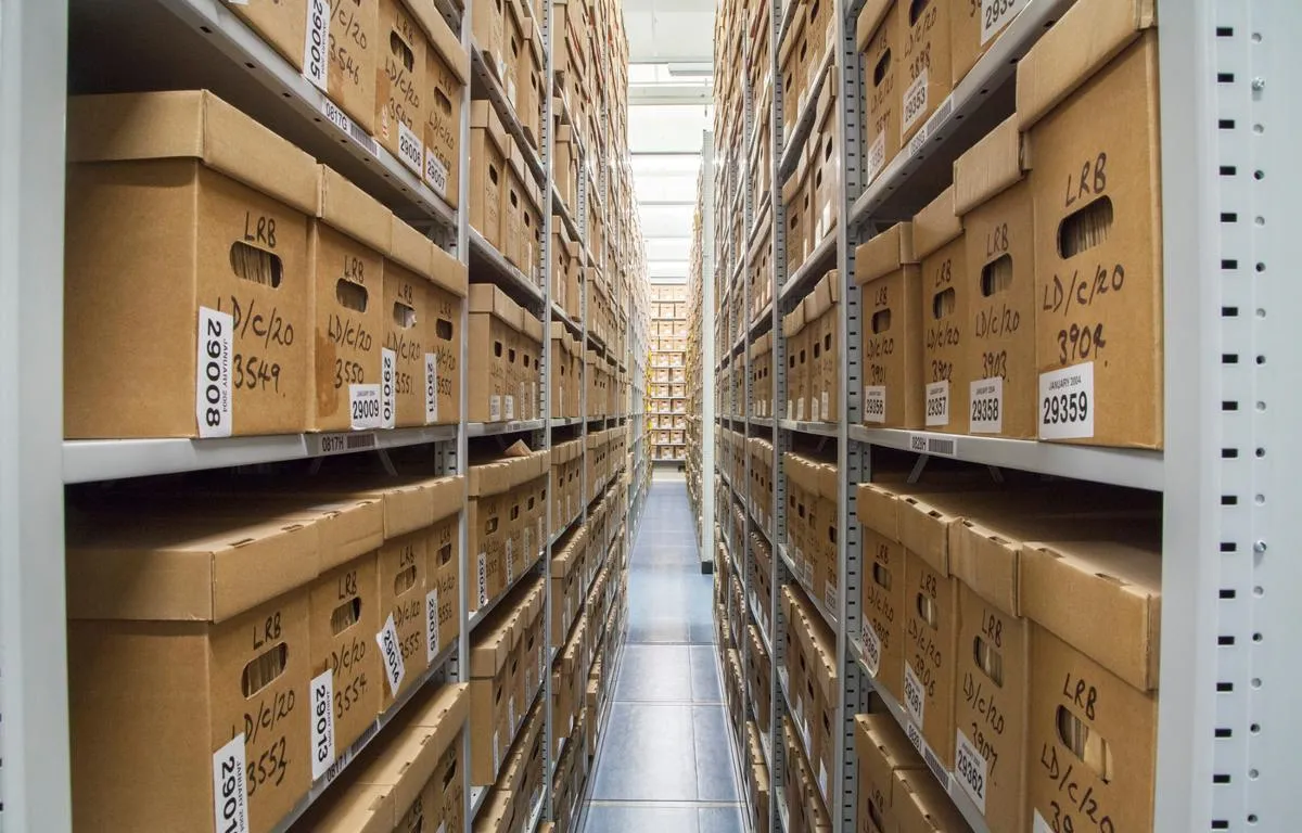 view-down-the-middle-of-a-strongroom